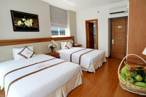 Dendro Beachfront Hotel Nha Trang Exterior photo